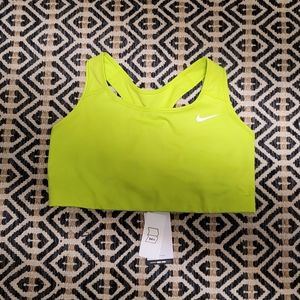 NEW Nike Swoosh Bra